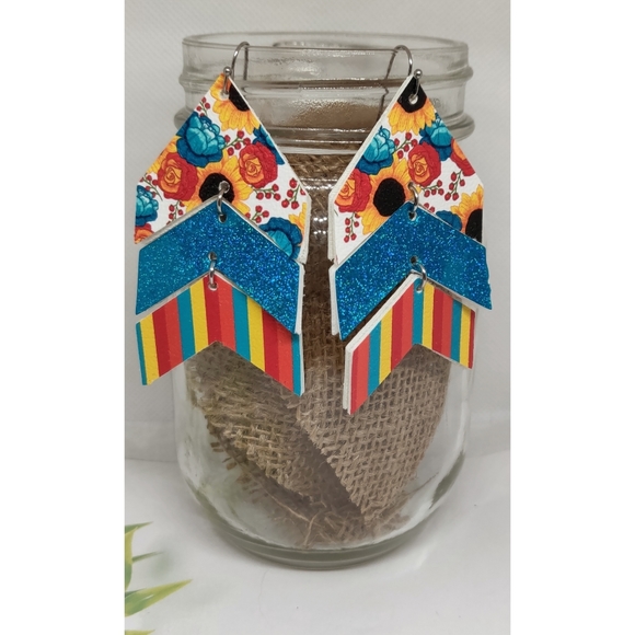 3/$20 Chevron floral flowers and stripes earrings - Picture 2 of 2